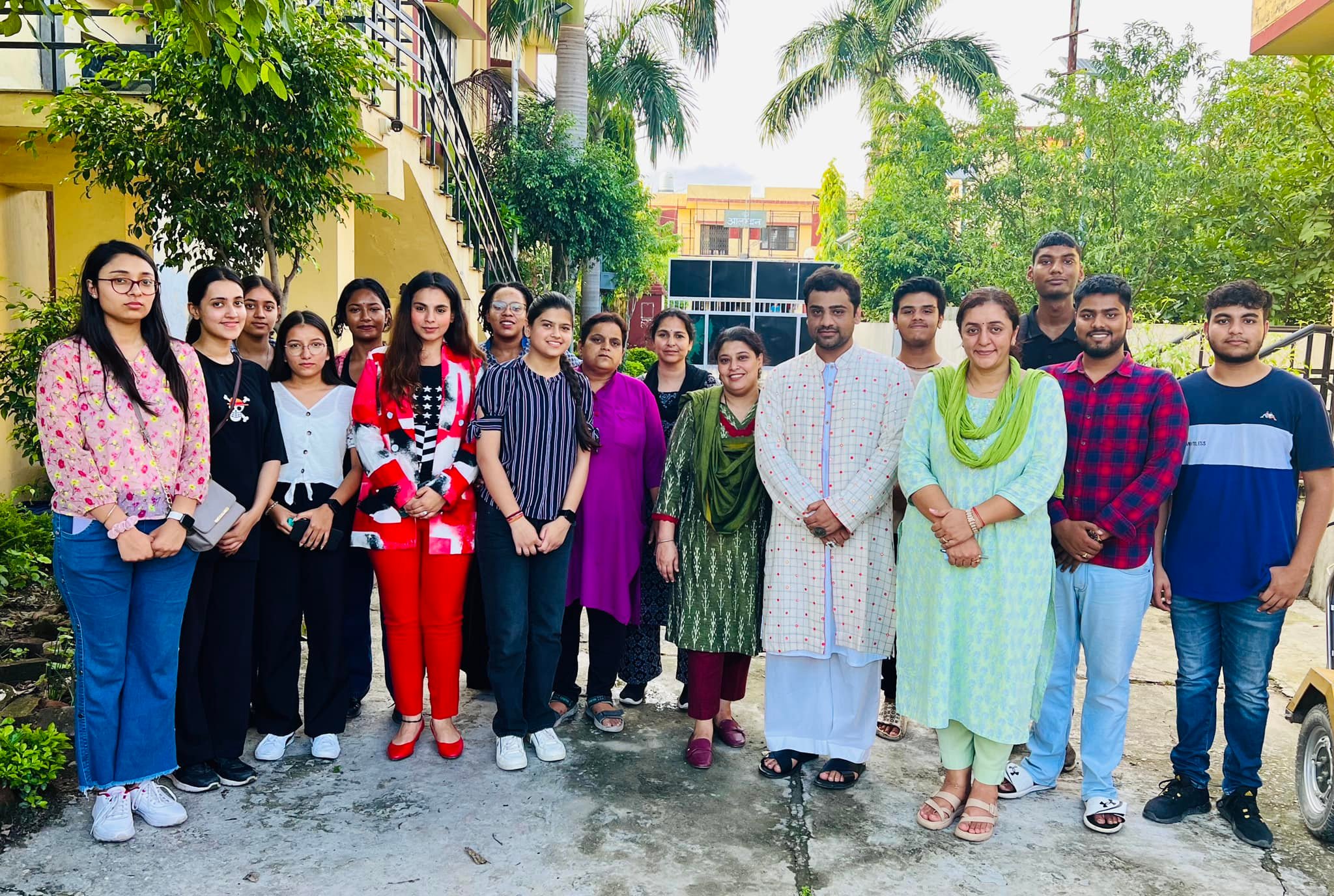 humansforhumanity, MenstrualHygiene, Nari Niketan, WASHProject